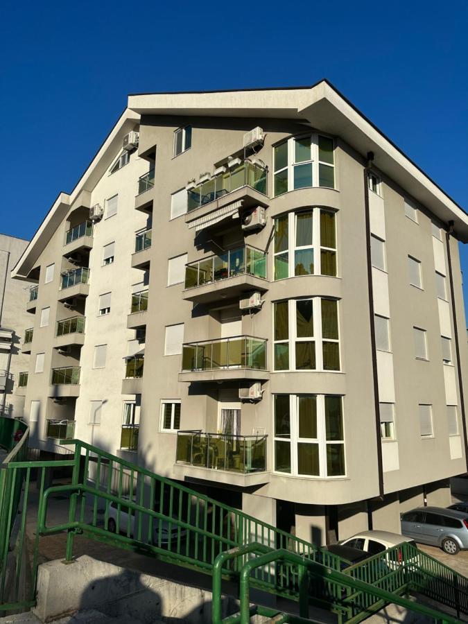 Kropa Apartman Подгорица Экстерьер фото