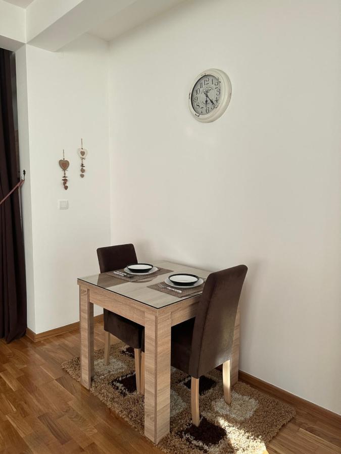 Kropa Apartman Подгорица Экстерьер фото