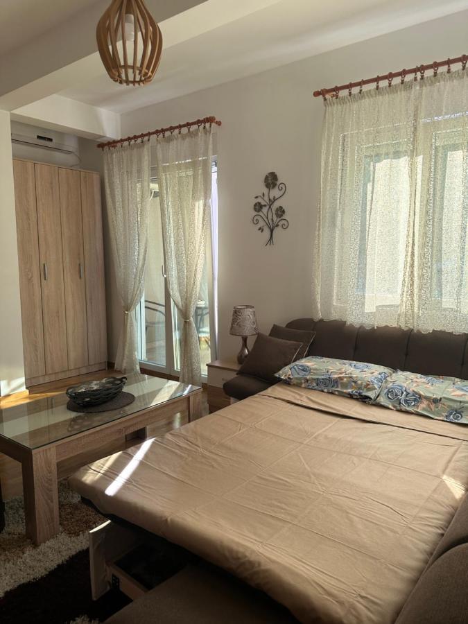 Kropa Apartman Подгорица Экстерьер фото