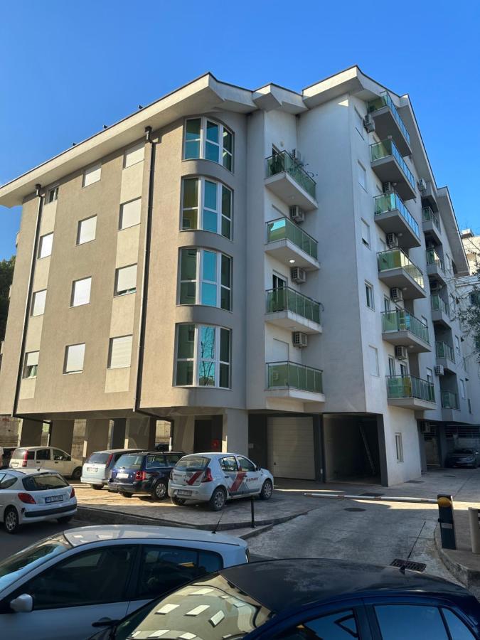 Kropa Apartman Подгорица Экстерьер фото