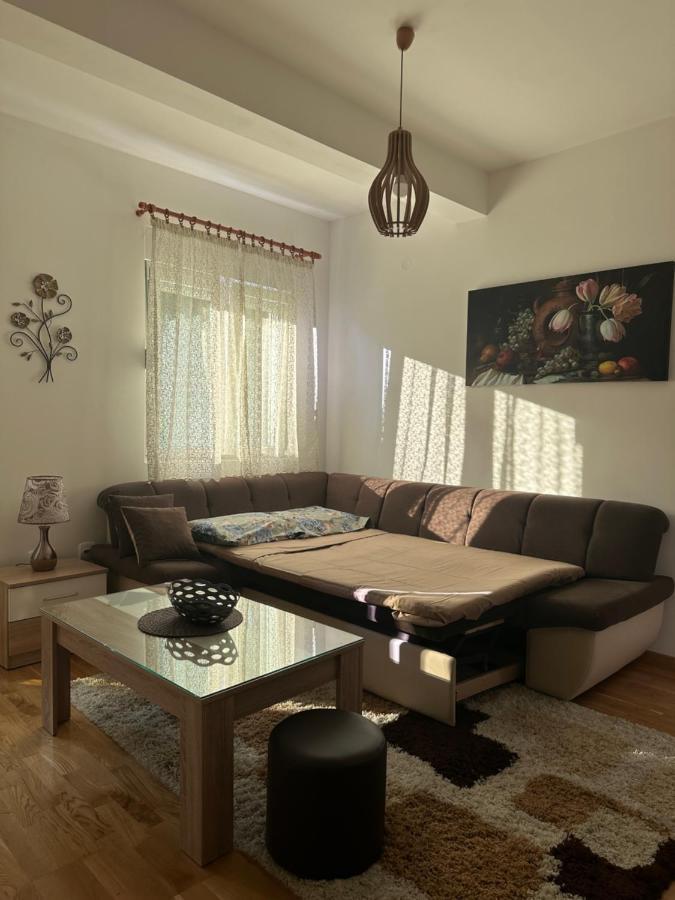 Kropa Apartman Подгорица Экстерьер фото